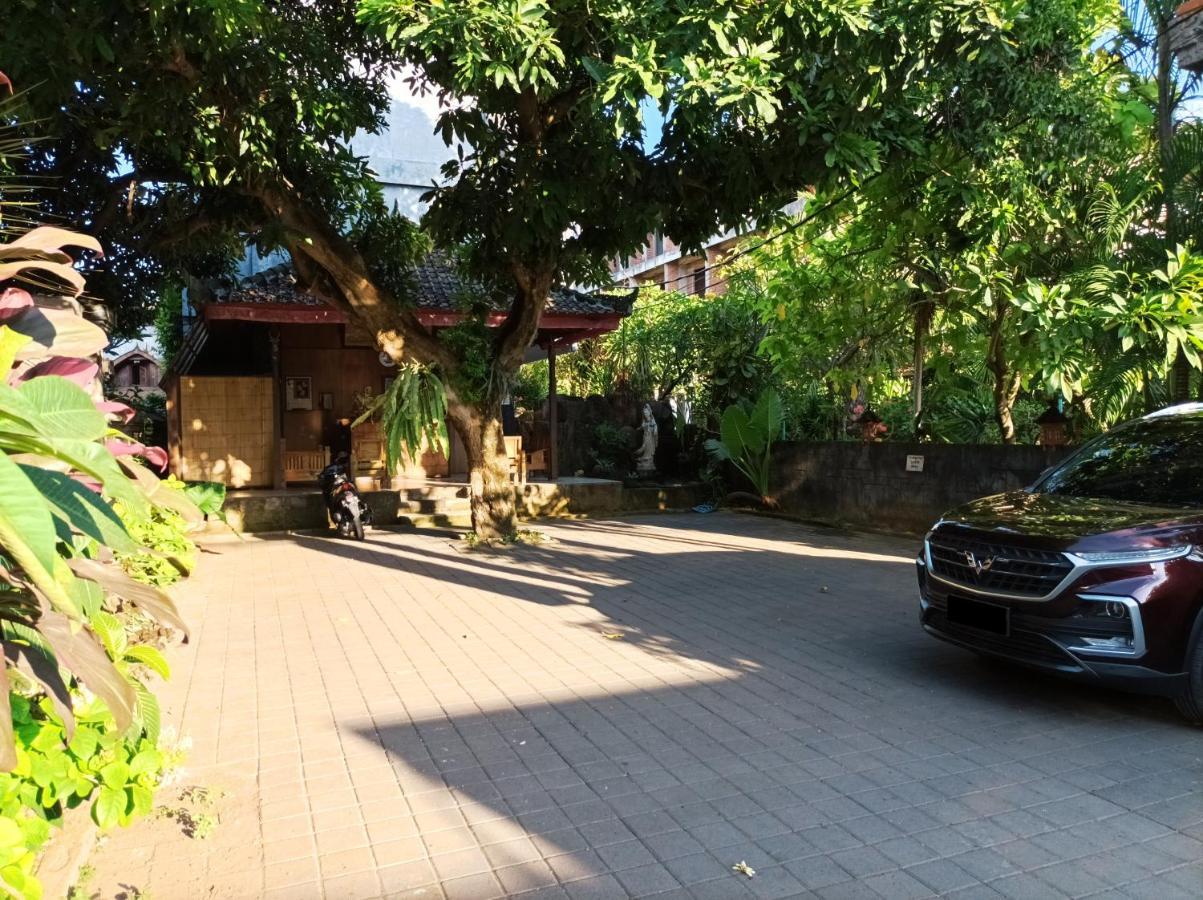 Sapta Petala Hotel Kuta  Exterior photo